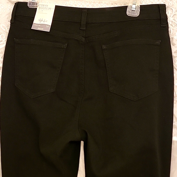 NEW Style&Co Black Stretch Denim Curvy Boot-Cut Jeans, 12 LONG - Picture 13 of 16